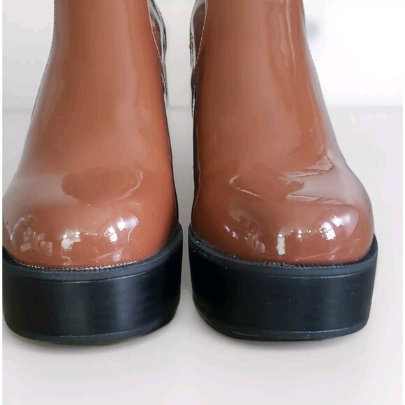 Madden Girl Ankle Boots Women's 9.5 M Cognac Patent Rain Platform Y2K New - Picture 5 of 9